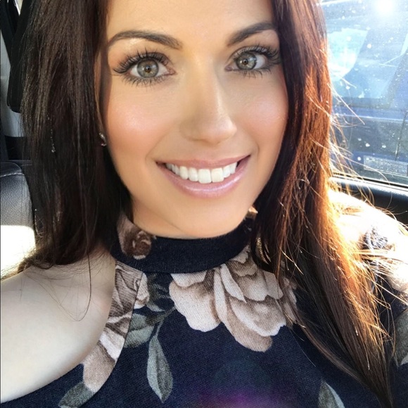 📍SZ M LAST -Cold Shoulder Navy Floral Mock Blouse - Picture 4 of 4